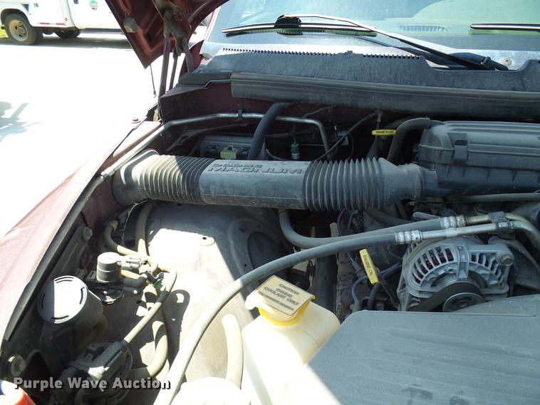 image for item DE5092 2001 Dodge Ram 1500 Club Cab pickup truck