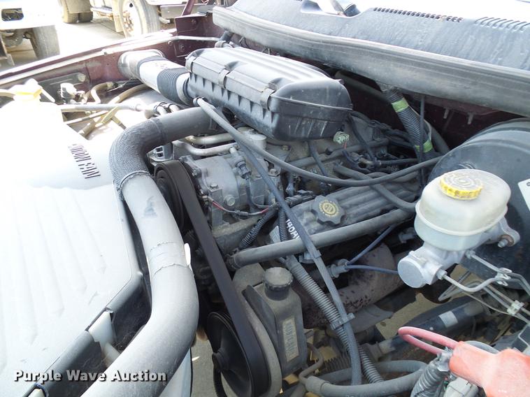 image for item DE5092 2001 Dodge Ram 1500 Club Cab pickup truck