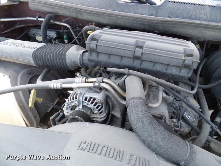 image for item DE5092 2001 Dodge Ram 1500 Club Cab pickup truck