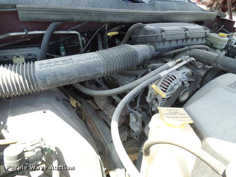 image for item DE5092 2001 Dodge Ram 1500 Club Cab pickup truck