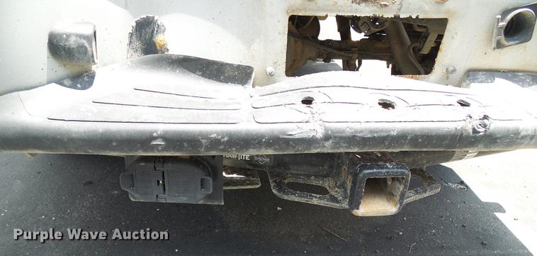 image for item DE5101 2005 Chevrolet Silverado 1500 pickup truck