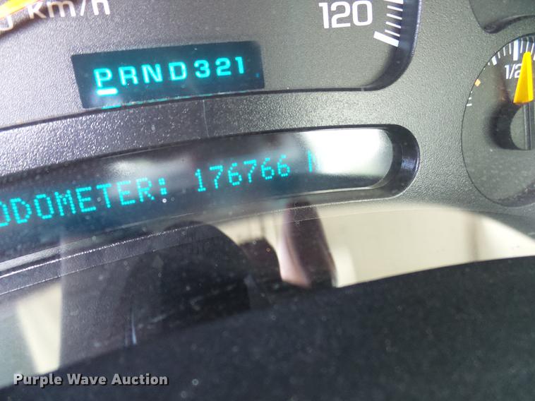 image for item DE5101 2005 Chevrolet Silverado 1500 pickup truck