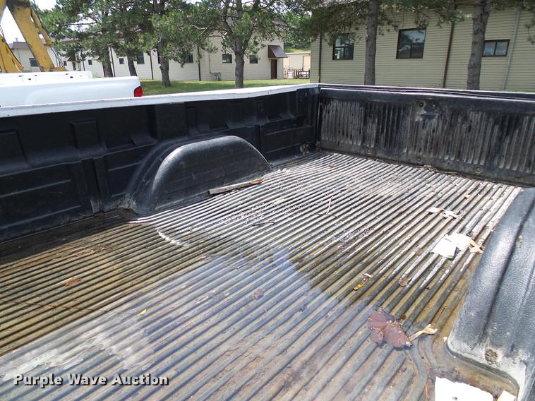 image for item DE5101 2005 Chevrolet Silverado 1500 pickup truck