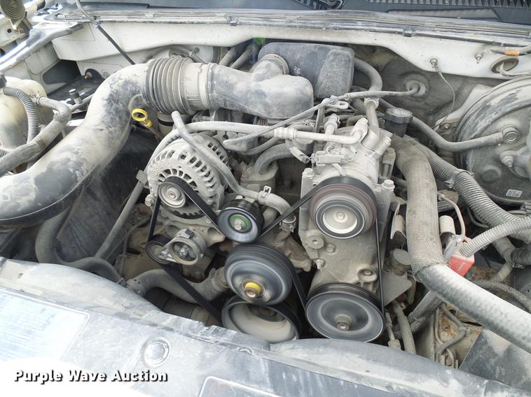 image for item DE5101 2005 Chevrolet Silverado 1500 pickup truck