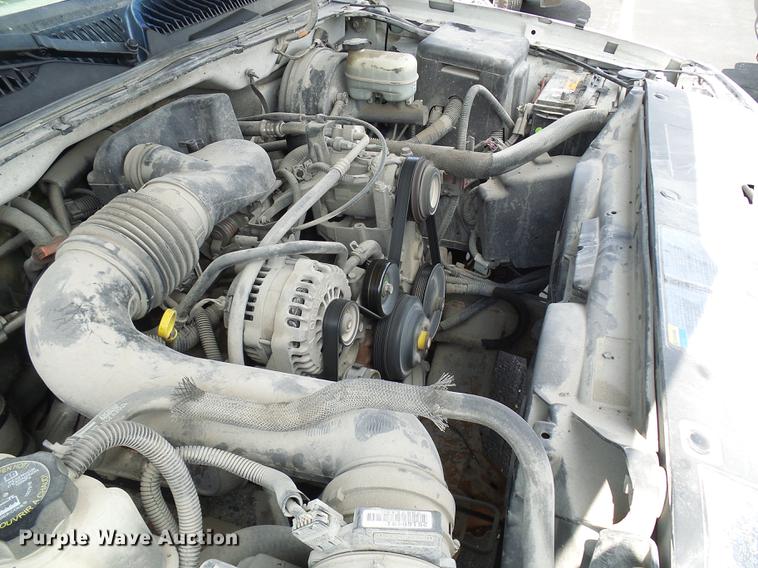 image for item DE5101 2005 Chevrolet Silverado 1500 pickup truck