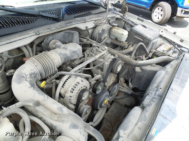 image for item DE5101 2005 Chevrolet Silverado 1500 pickup truck