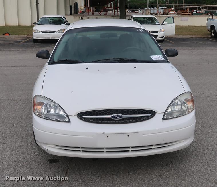 image for item DF2254 2001 Ford Taurus