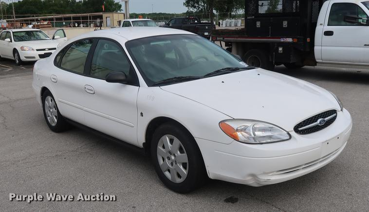 image for item DF2254 2001 Ford Taurus
