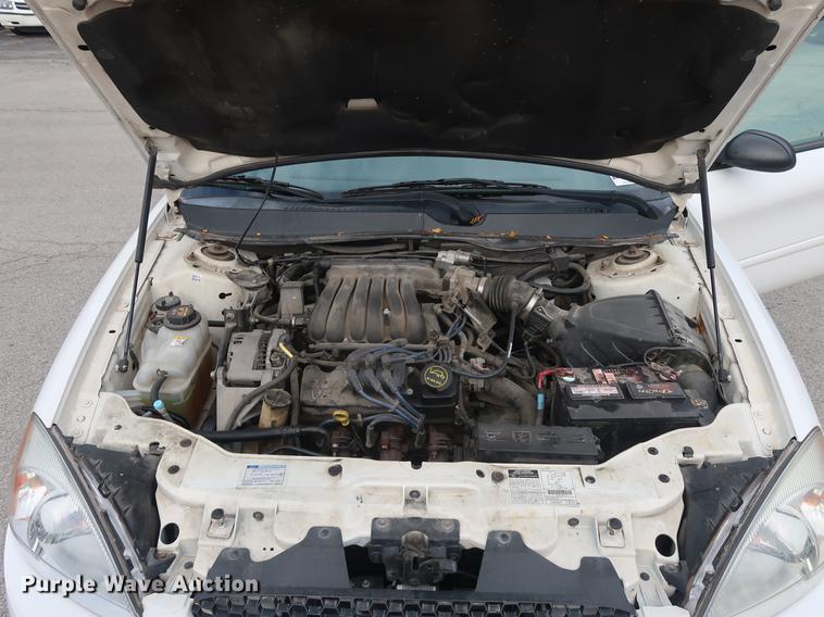 image for item DF2254 2001 Ford Taurus