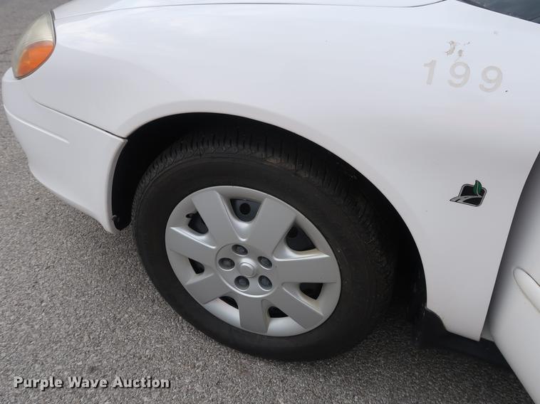 image for item DF2254 2001 Ford Taurus
