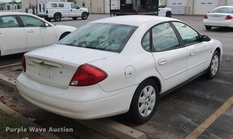 image for item DF2255 2001 Ford Taurus