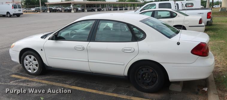 image for item DF2255 2001 Ford Taurus