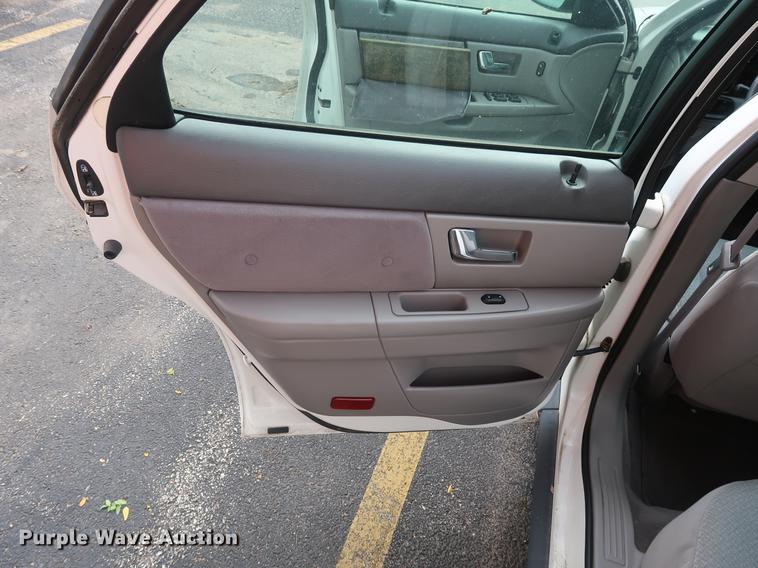 image for item DF2255 2001 Ford Taurus