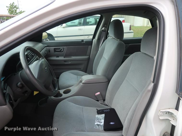 image for item DF2255 2001 Ford Taurus