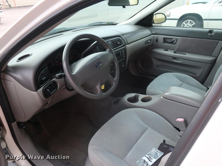 image for item DF2255 2001 Ford Taurus