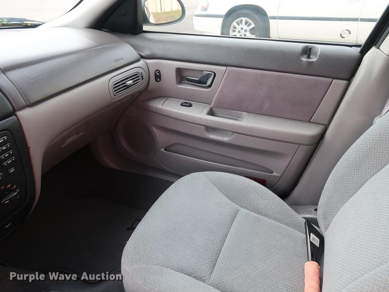 image for item DF2255 2001 Ford Taurus