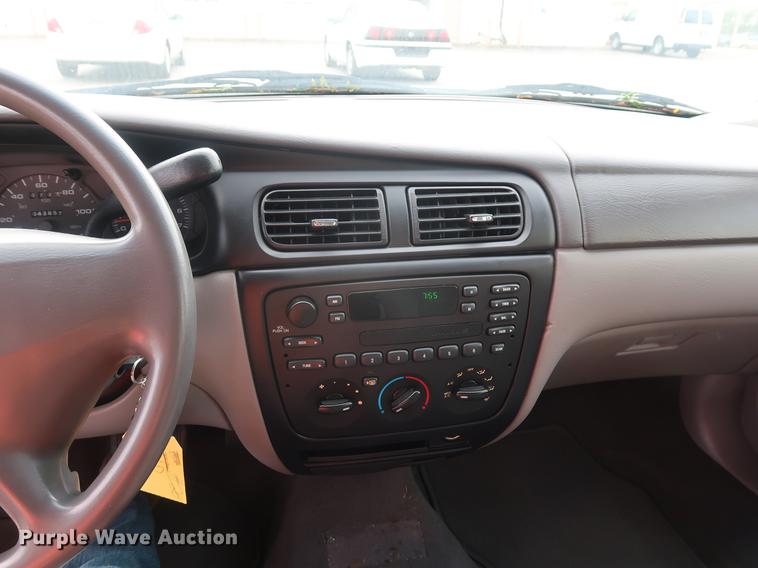 image for item DF2255 2001 Ford Taurus