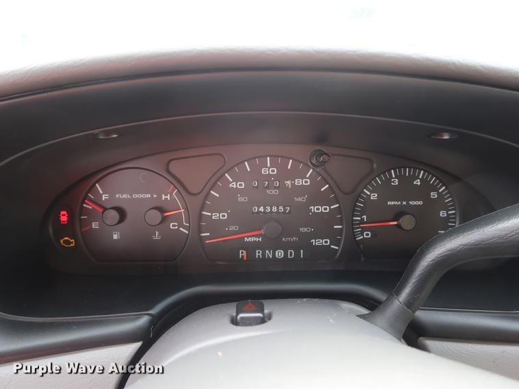 image for item DF2255 2001 Ford Taurus