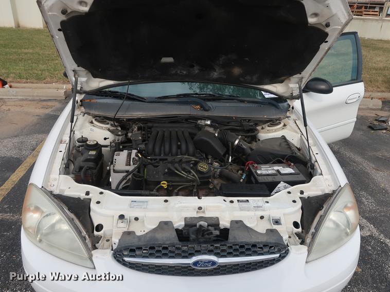 image for item DF2255 2001 Ford Taurus