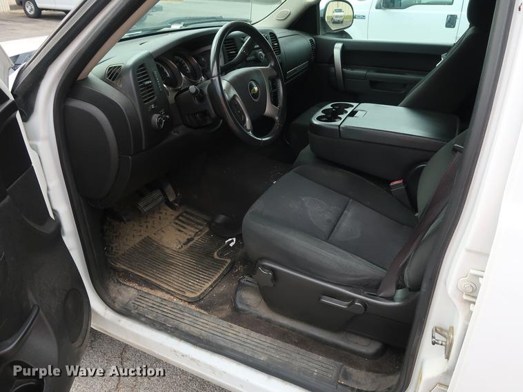 image for item DF2258 2012 Chevrolet Silverado 1500 Hybrid Crew Cab pickup truck