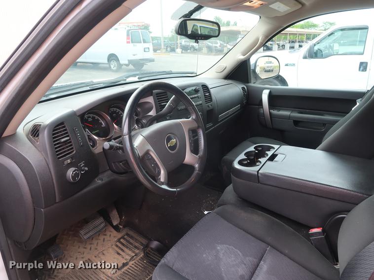 image for item DF2258 2012 Chevrolet Silverado 1500 Hybrid Crew Cab pickup truck