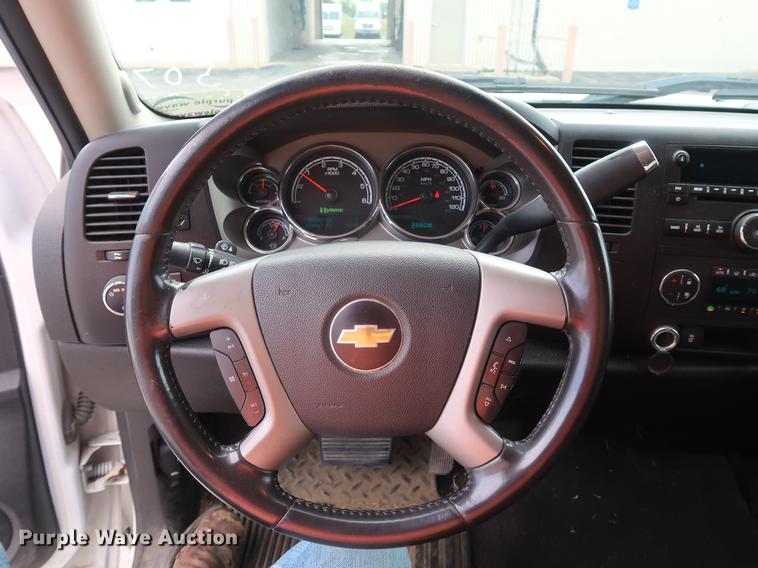 image for item DF2258 2012 Chevrolet Silverado 1500 Hybrid Crew Cab pickup truck