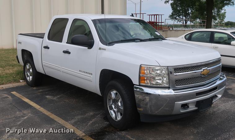 image for item DF2259 2012 Chevrolet Silverado 1500 Hybrid Crew Cab pickup truck