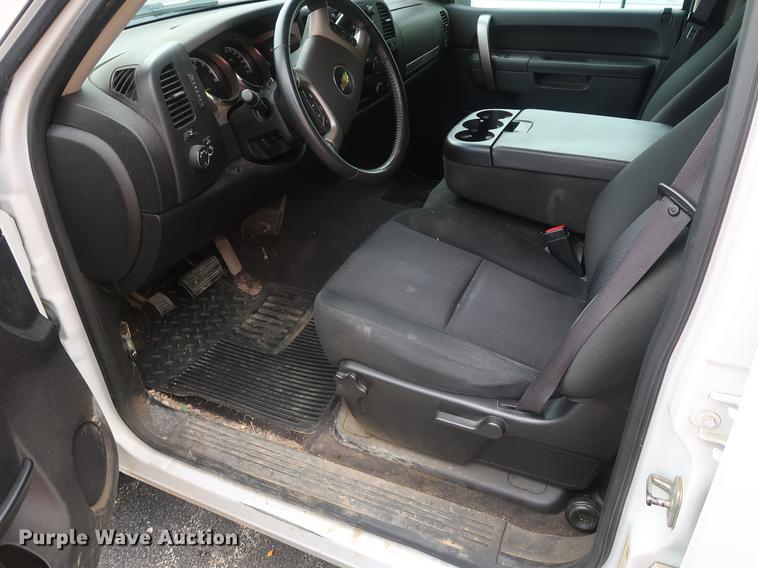 image for item DF2259 2012 Chevrolet Silverado 1500 Hybrid Crew Cab pickup truck