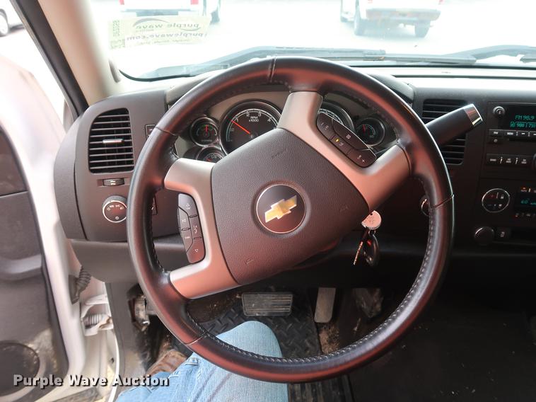 image for item DF2259 2012 Chevrolet Silverado 1500 Hybrid Crew Cab pickup truck