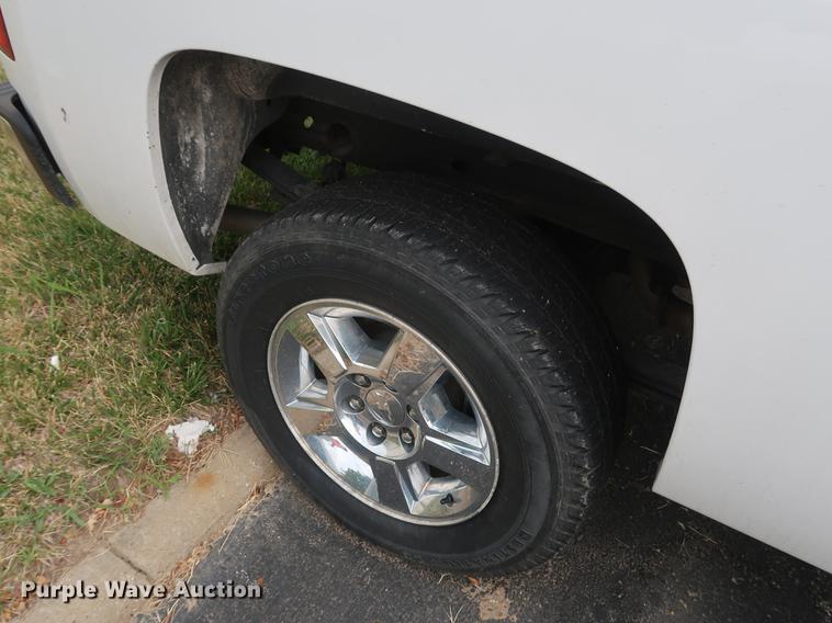 image for item DF2259 2012 Chevrolet Silverado 1500 Hybrid Crew Cab pickup truck