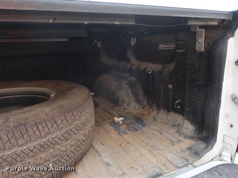 image for item DF2259 2012 Chevrolet Silverado 1500 Hybrid Crew Cab pickup truck