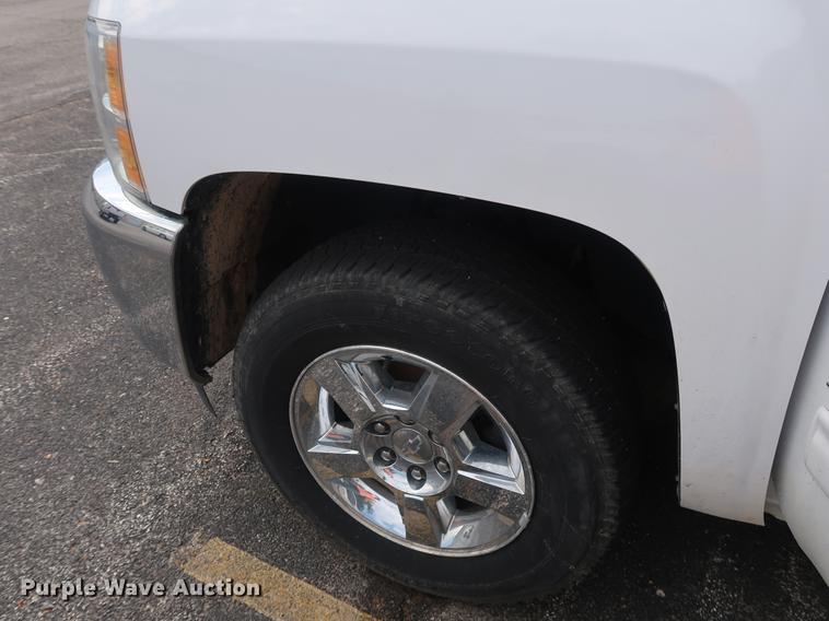 image for item DF2259 2012 Chevrolet Silverado 1500 Hybrid Crew Cab pickup truck