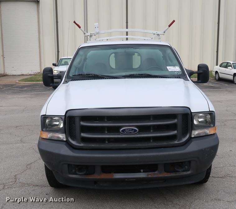 image for item DF2260 2004 Ford F250  Super Duty XL pickup truck