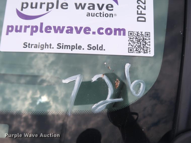 image for item DF2260 2004 Ford F250  Super Duty XL pickup truck