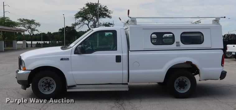 image for item DF2267 2003 Ford F250 Super Duty pickup truck