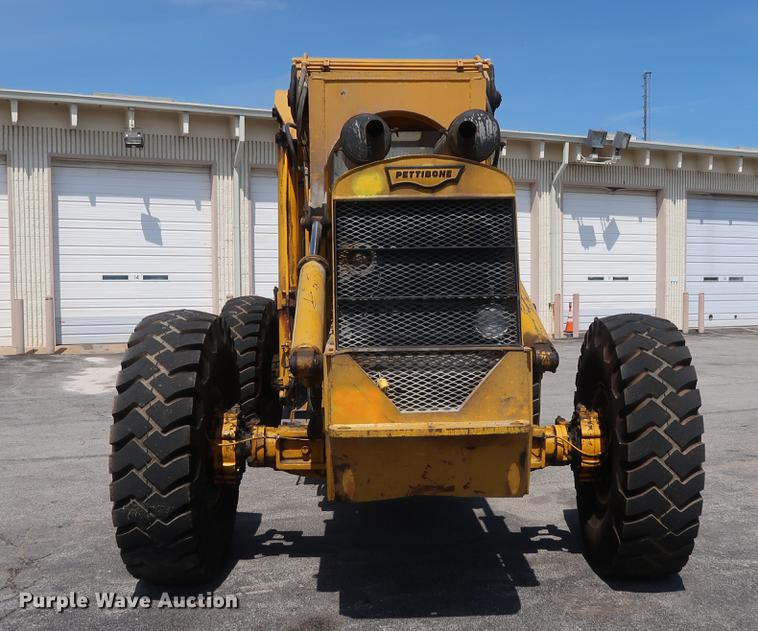 image for item DF2268 1979 Pettibone 204-D carry lift telehandler