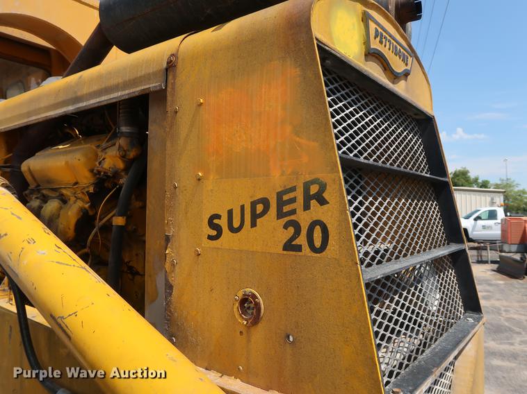 image for item DF2268 1979 Pettibone 204-D carry lift telehandler