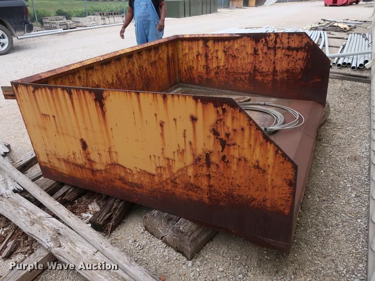 image for item DF2268 1979 Pettibone 204-D carry lift telehandler