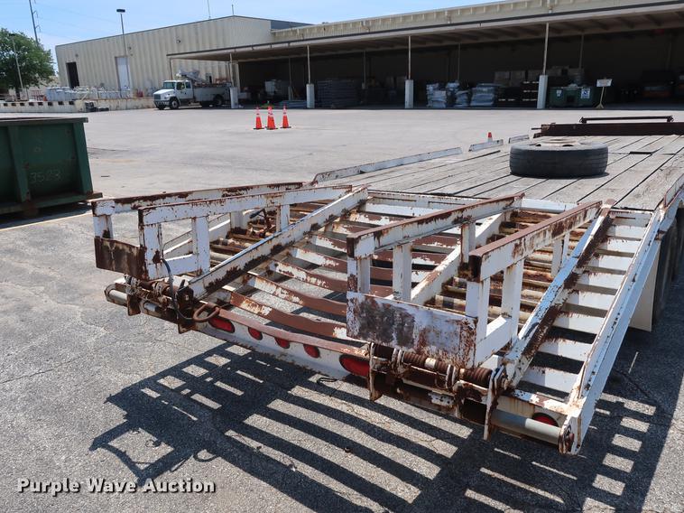 image for item DF2274 1994 CZ Engineering CZ20KT equipment trailer