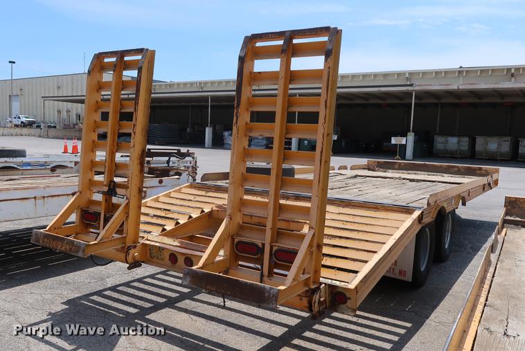 image for item DF2276 2006 CZ Engineering HCZ24KT equipment trailer