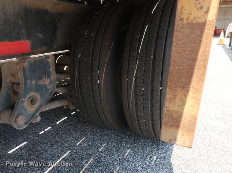 image for item DF2276 2006 CZ Engineering HCZ24KT equipment trailer