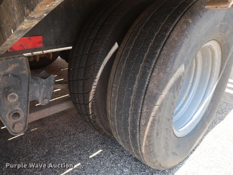 image for item DF2276 2006 CZ Engineering HCZ24KT equipment trailer