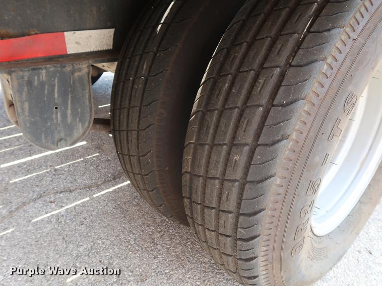 image for item DF2277 2006 CZ Engineering HCZ24KT equipment trailer