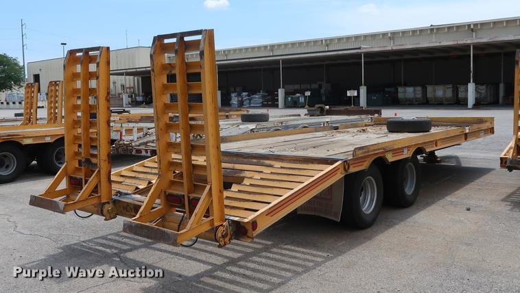 image for item DF2279 2006 CZ Engineering HCZ24KT equipment trailer