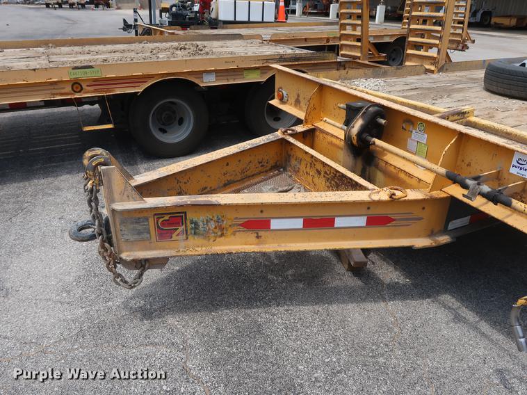 image for item DF2279 2006 CZ Engineering HCZ24KT equipment trailer
