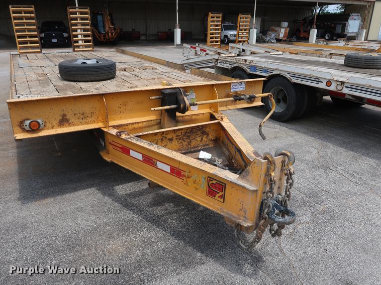 image for item DF2279 2006 CZ Engineering HCZ24KT equipment trailer