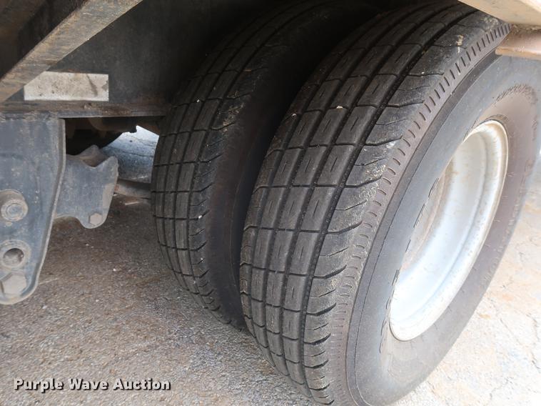 image for item DF2279 2006 CZ Engineering HCZ24KT equipment trailer