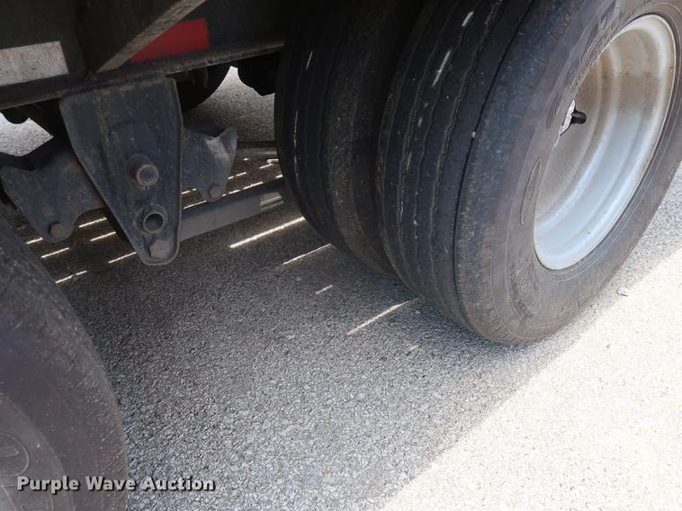 image for item DF2279 2006 CZ Engineering HCZ24KT equipment trailer