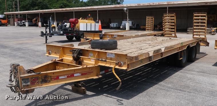 image for item DF2280 2006 CZ Engineering HCZ24KT equipment trailer