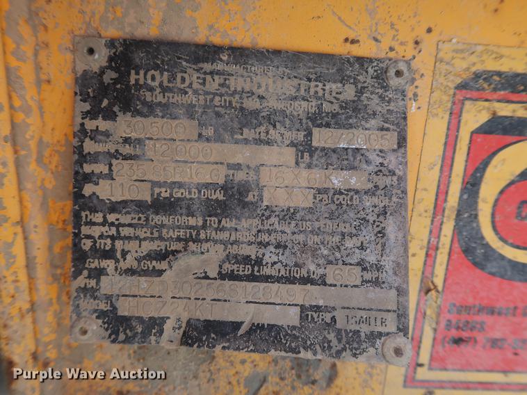 image for item DF2280 2006 CZ Engineering HCZ24KT equipment trailer